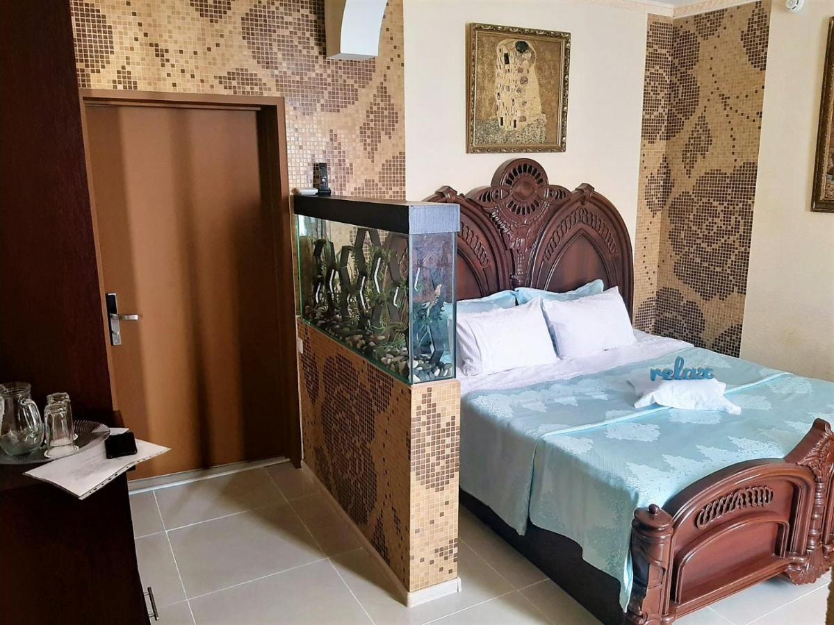Alice Place Hotel Odessa Zimmer foto